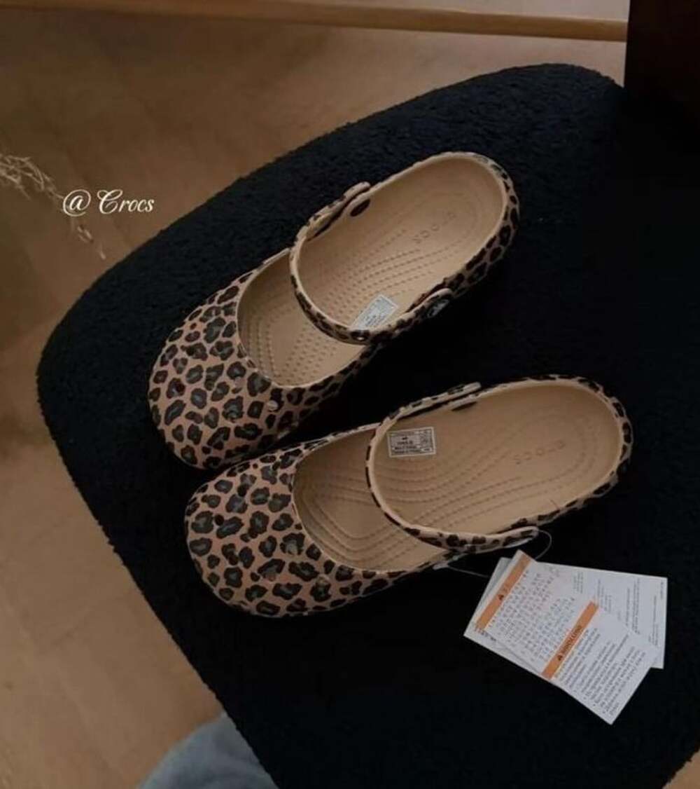 Crocs Classic Animal Ballet Size W6 Leopard Print Ballet Flat Clog